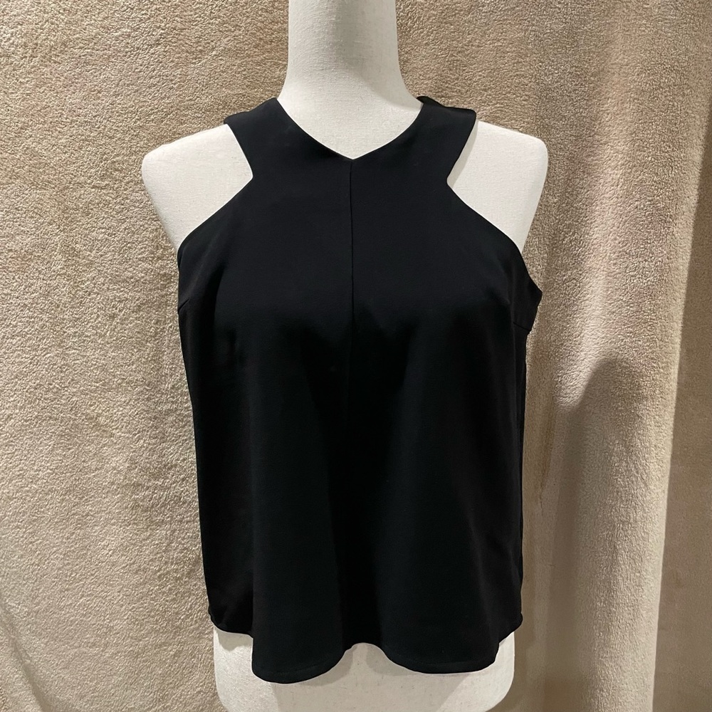 NWT Women’s/Junior’s Halter top A line layered top. Size small